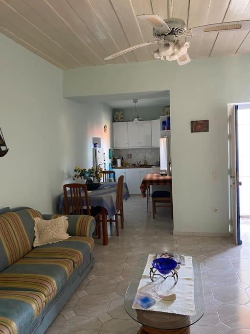 Ioulis The House Of Grandma Ziniosヴィラ エクステリア 写真